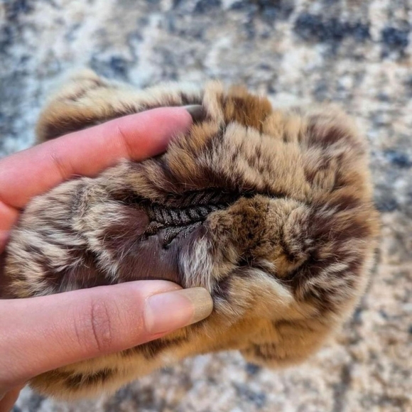 Khaki Brown Rex Rabbit Stretchy Fur Headband - Picture 3 of 4